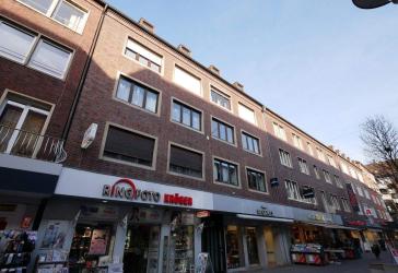 Barrierefreie, gepflegte und gut geschnittene 3,5 Zimmer-Wohnung mit Aufzug in Gladbeck-City