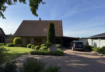 Lebensqualität und Familienglück garantiert: Gepflegtes EFH in ruhiger Wohnlage mit Wintergarten!