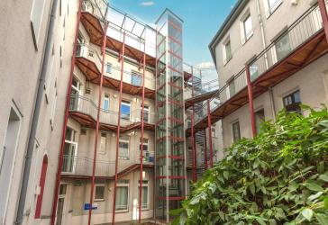 ANLAGEOBJEKT MIT ENTWICKLUNGSPOTENZIAL // Portfolio mit 8 Einheiten im Leipziger Zentrum