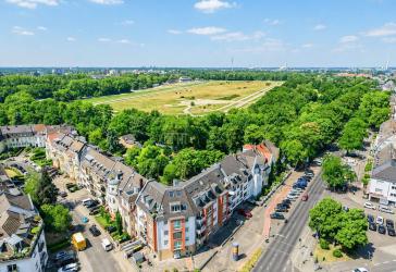 Domblick & 3 Panorama-Balkone: 166 m² Penthouse-Traum in Köln-Niehl