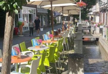 Eiscafé zu verkauf -voll eingerichtet