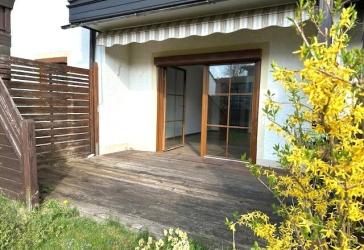 Sommerfeeling garantiert: Charmante 2-Zi.-EG-Whg. mit sonniger Terrasse