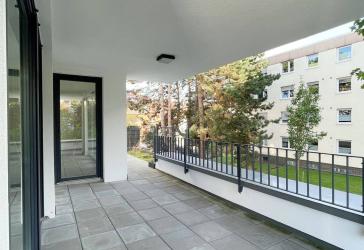 Moderne 4-Zimmer-Wohnung mit großer Terrasse in Kassel-Süd - EBK + PKW-Stellplatz möglich