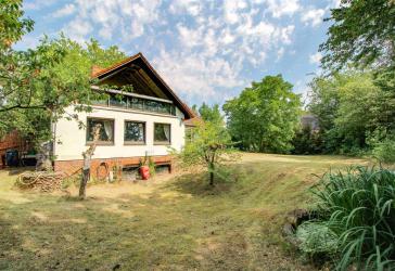 Familienidyll mit Garten in Sackgassenlage