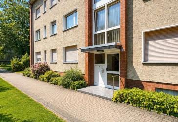 -von privat- Attraktive 4-Zimmer-Eigentumswohnung mit Balkon und Carport in Neubeckum