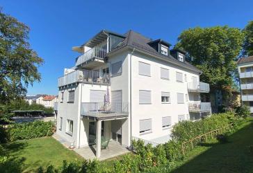 Neuwertige Souterrain-Wohnung, zentral gelegen nähe Lindaupark
