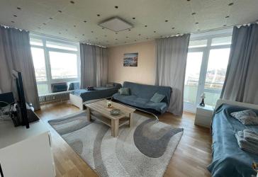Möblierte 3 Zimmer Wohnung mit toller Aussicht