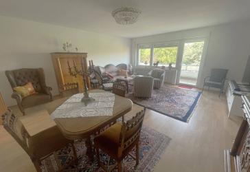 Wohlfühlen mit Teil-Rheinblick in BN-Graurheindorf: Repräsentative 3-Zi-Terrassenbalkon-Wohnung