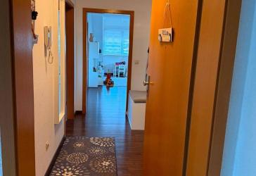 Traumhaft schöne 2,5 Zimmer Dachgeschosswohnung mit toller Aussicht