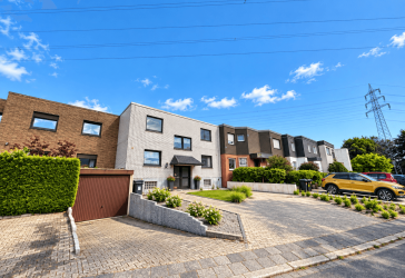 Ein Zuhause für die ganze Familie - Dreifamilienhaus mit Garten und viel Potenzial in Bochum-Werne