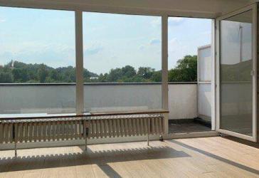 Helle und moderne Dachgeschosswohnung in Gladbeck