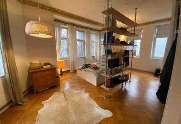 Ihr neues IMMOBILIEN QUARTIER: Helle 4-Zimmer-Wohnung mit großer Wohnküche & Balkon in Linden Mitte