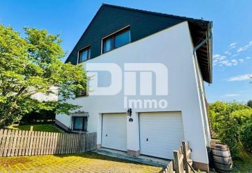Gepflegtes 1 bis 2 Familienhaus in gesuchter Ortsrandlage mit Panoramablick