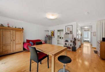 Großzügige 3-Zimmerwohnung mit 95,74 m², großer Südloggia, 2 Bädern & 2 Tiefgaragenstellplätzen
