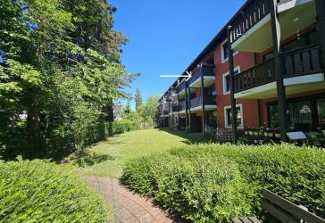 Geschmackvolle 4-Raum-Maisonette-Wohnung mit gehobener Innenausstattung, EBK und großem Balkon