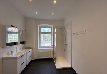 Exklusive 5-Zimmer-Wohnung in Neu-Ulm - hochwertig renoviert