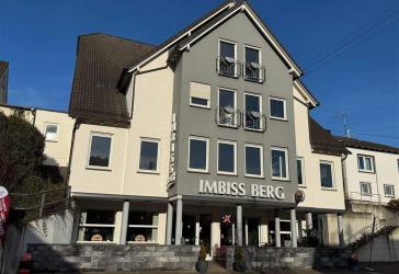 Wohn-/Geschäftshaus mit traditionellem Imbiss in Elspe!