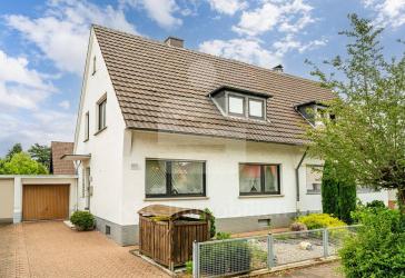 Gepflegte Doppelhaushälfte in beliebter Wohnlage!