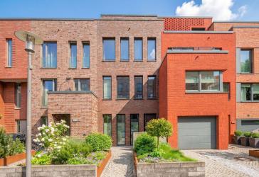 Exklusives Townhouse für modernes Stadtleben.