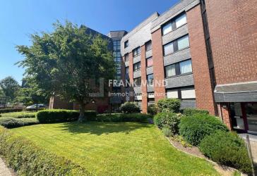 4-Zimmer-Wohnung mit Balkon und TG-Stellplatz in 40597 Düsseldorf-Benrath