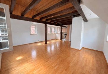Charmante Altbauwohnung im historischen Fachwerkhaus - mitten in der Altstadt
