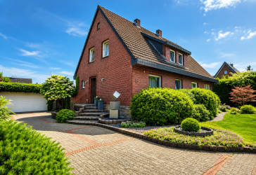 Wohnen wie im eigenen Park - Traumhaus mit Einliegerwohnung und Baureserve von Ibbenbüren