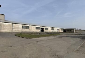 Großzügige Gewerbefläche mit Lagerhallenbestand und Büro in Neustadt a. d. Orla