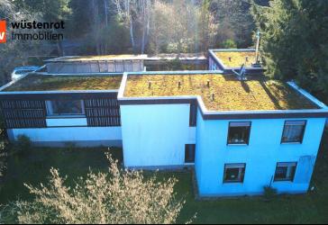 Besonderes Architektenhaus in absolut ruhiger Lage