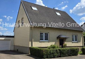 Charmantes Einfamilienhaus mit Garten und Garage in attraktiver Lage!