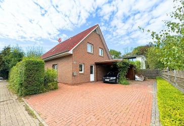 6389 - Attraktives Einfamilienhaus mit Garten in Ofenerdiek!
