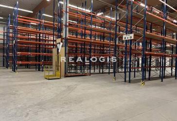ca. 2.400 m² hochwertige Lager-/Produktionsfläche inkl. Büro zu vermieten, teilbar ab ca. 700 m²