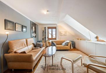 *RESERVIERT* Ein Zuhause mit Geschichte - Altbau Maisonette - Wohnung am Pfühlpark zu verkaufen!
