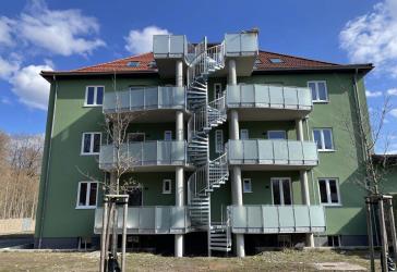 Erstbezug nach Sanierung - Schöne 2-Raum-Wohnung mit Balkon in idyllischer Lage!