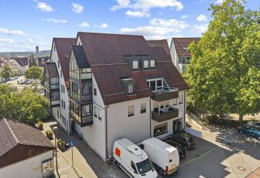 Kurzfristig verfügbar! Stadtnahe 2,5-Zimmer-Wohnung
