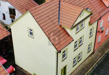 SEHR GEPFLEGT, HOCHWERTIG, ZENTRALE LAGE