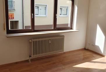 Erstbezug nach Kernsanierung: 1-Zimmer-Wohnung im Herzen von Würzburg