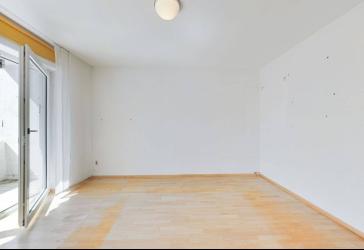 Seltenes Wohnangebot: 4-Zimmer-Wohnung mit eigenem Garten in begehrter Lage von Offenhausen
