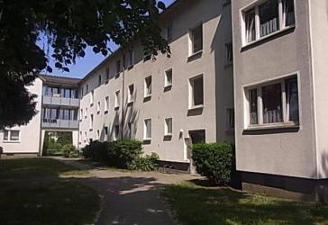 Schöne 2-Zimmer-Wohnung mit Tageslichtbad