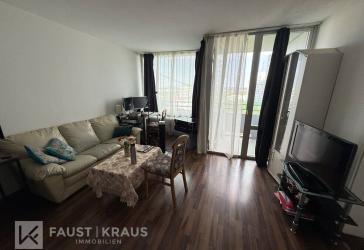 Kapitalanleger aufgepasst! Möblierte 2-Zimmerwohnung mit Kellerraum und Tiefgaragenstellplatz