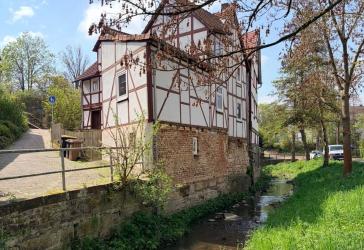 Charmantes Fachwerkhaus im Märchenviertel Niederzwehren mit Potential