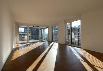 4-Zimmer-Wohnung mit 2 Loggias zur Miete - Neubau