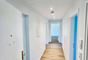 Renoviert! 3 ZKB Unterhaunstadt, 2.OG mit Balkon, zentral, ruhig