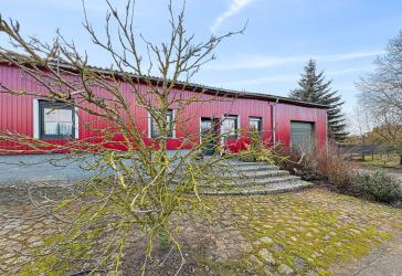 Ehemalige Hofstelle mit viel Nebengelass + Einfamilienhaus mit Platz zum Leben in Sommersdorf