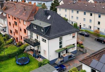 Großzügiges Einfamilienhaus mit viel Potenzial in Frankfurt-Fechenheim