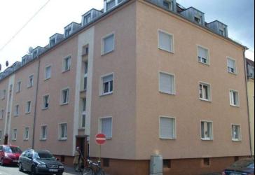 Im Dachgeschoss - helle 3-Zimmer- Wohnung