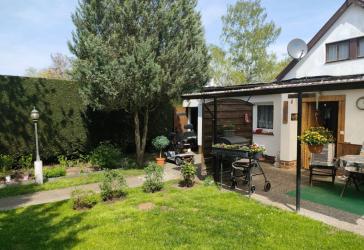 Attraktives 1.080 m² Entwicklungsgrundstück mit Altbestand - Entwicklungspotenzial für 1-2 Wohneinheiten