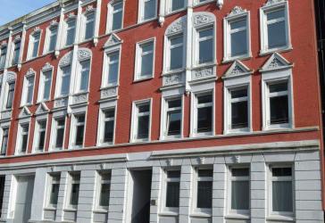 038/007 - Geräumige 5-Zimmer-Wohnung mit Balkon in Wilhelmshaven, Bant