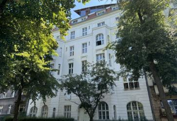Repräsentative Altbauwohnung mit Blick auf den Lietzensee