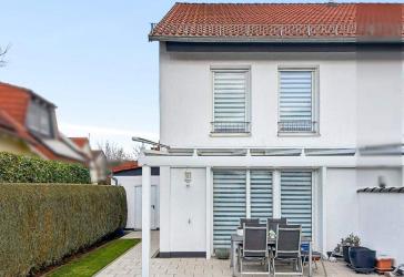 Michelbach-Nord: 5-Zimmer-Reihenendhaus mit Garage und großer Terrasse im Teileigentum