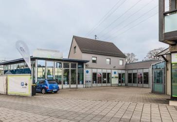 MODERNE AUSSTELLUNGS- UND BÜROFLÄCHEN / VERMIETETE GEWERBEEINHEIT IN NEUSÄß